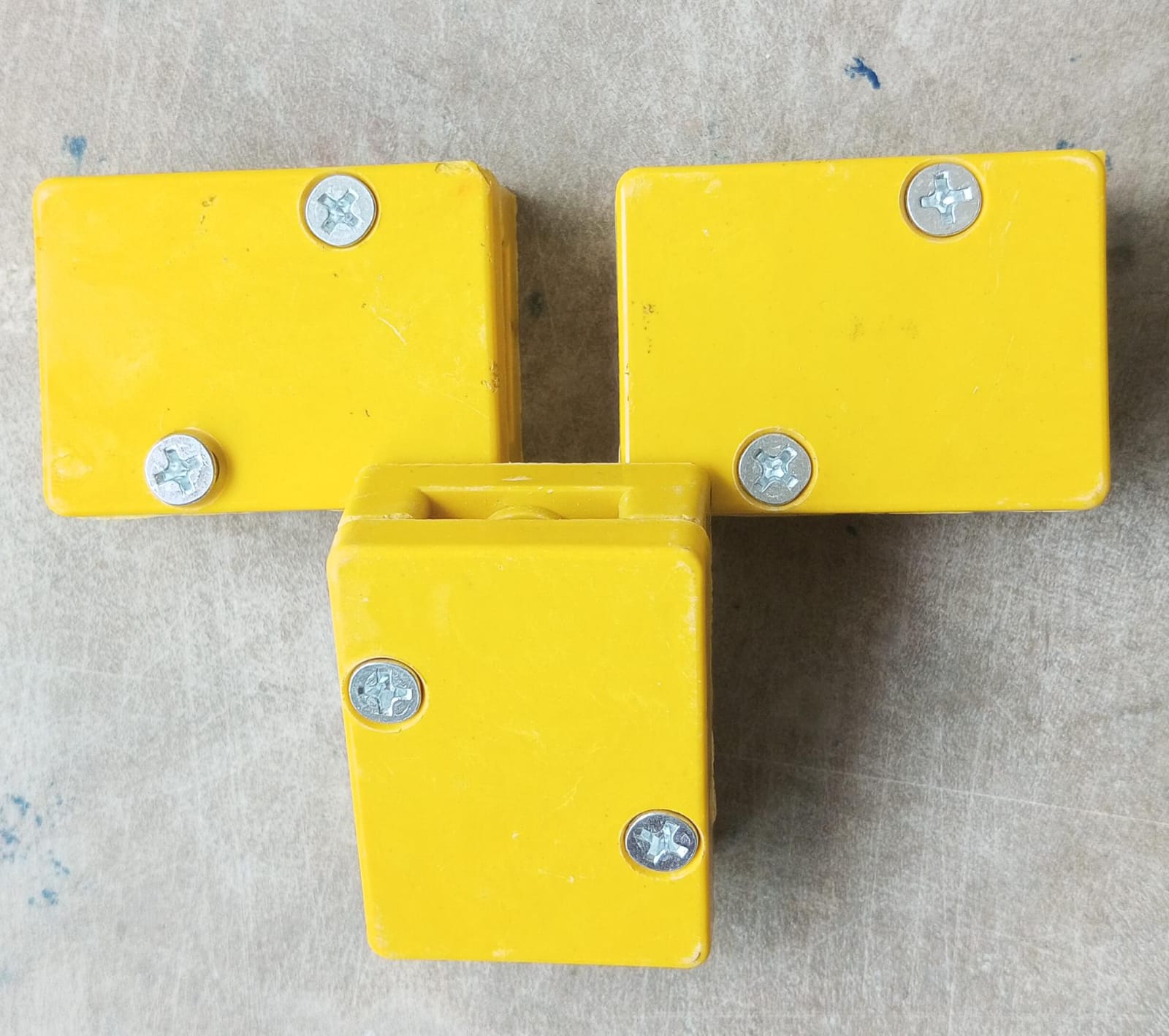 Oreva motor connector